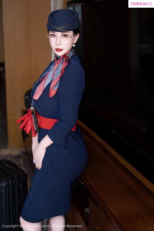   [XiuRen]高清写真图 2024.03.19 No.8253 悦悦姐 黑丝美臀第13张图片